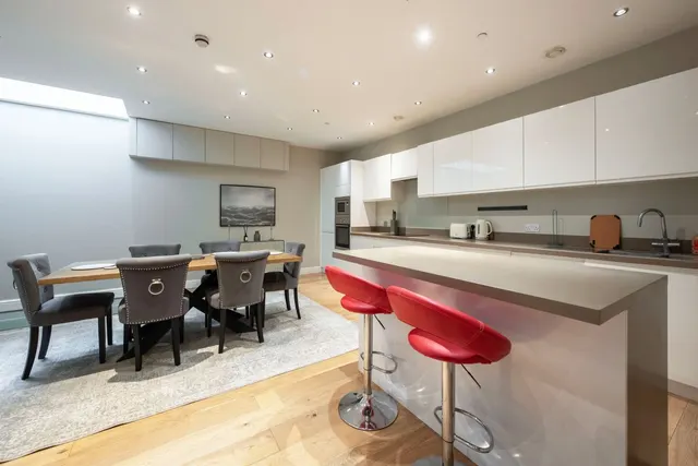 Harriet Walk, London, SW1X, photo 3