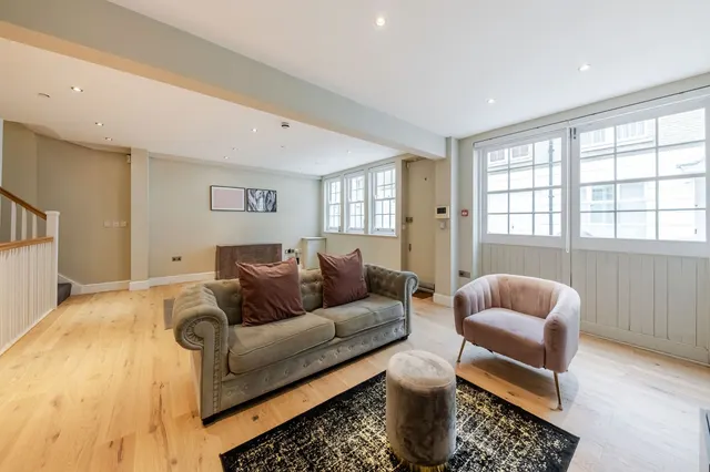 Harriet Walk, London, SW1X, photo 1