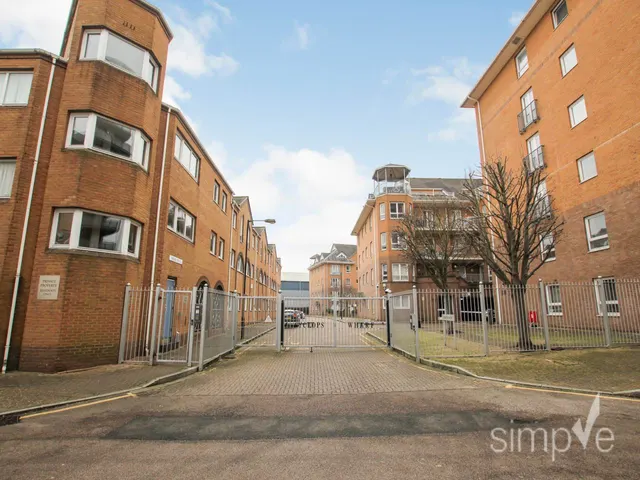 Homer Drive, Isle of Dogs, E14, photo 1