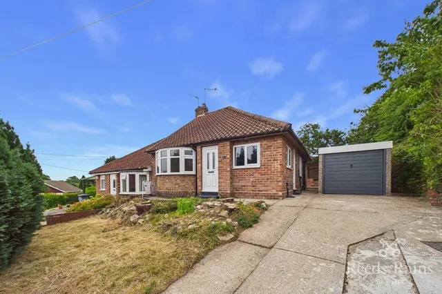 Dilys Grove, York, North Yorkshire, YO26, photo 1