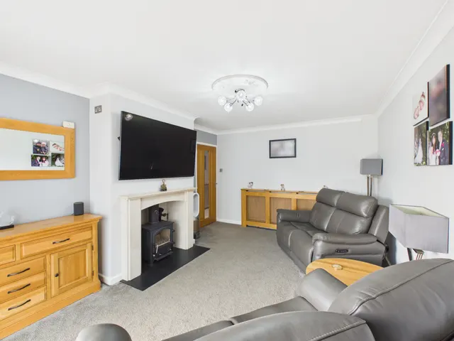 Southview Road, Westonzoyland, photo 3