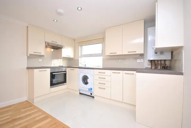 Ilderton Road, London, SE15, photo 2