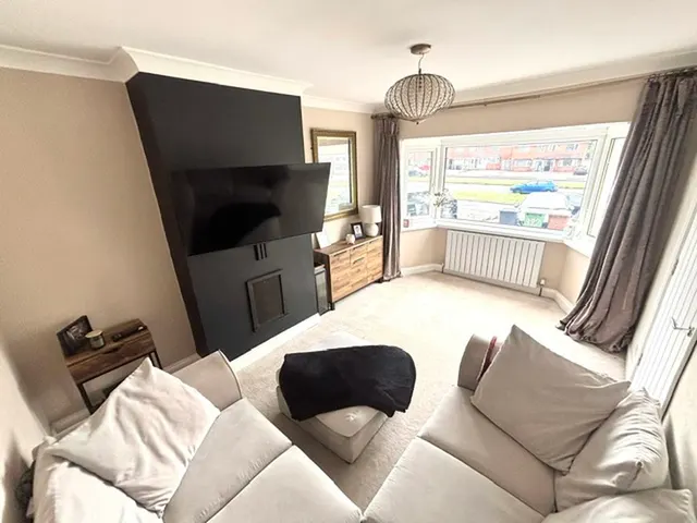 Queslett Road, Great Barr, B43, photo 3