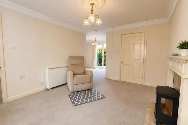 Glebe Farm Court, Up Hatherley, GL51, photo 2
