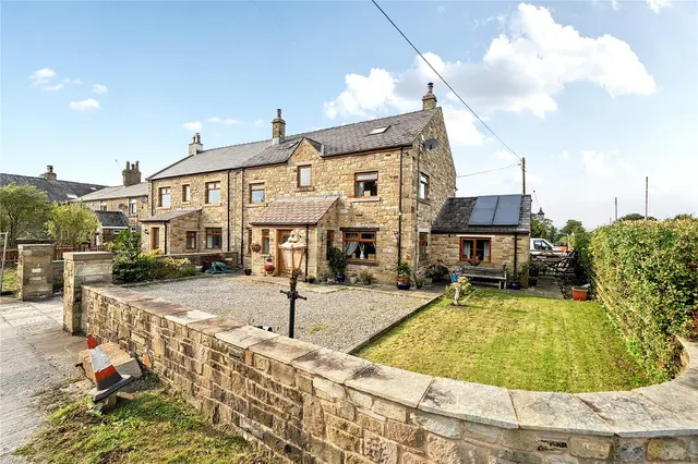 Ribblesdale Place, Osbaldeston, BB2, photo 1