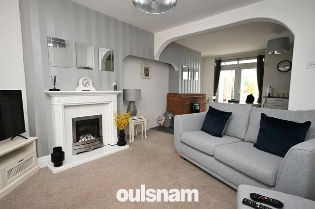 Photo 2 — Groveley Lane, Longbridge, Birmingham, B31 4QQ