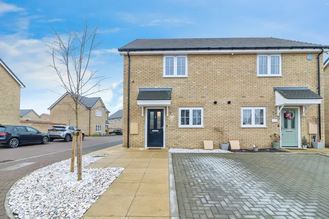 Wheelwright Way, Bedford, MK40, photo 1