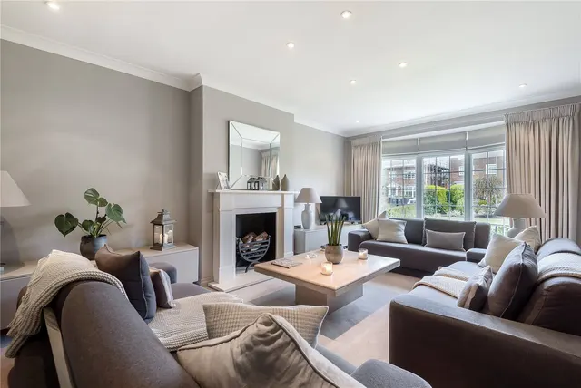Sandmoor Mews, Alwoodley, LS17, photo 2