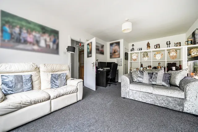 Culloden Road, Enfield, EN2, photo 2
