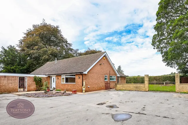 Nuthall, Nottingham, photo 1