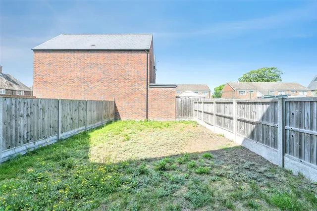Photo 3 — St. Chads Road, Tilbury, Essex, RM18