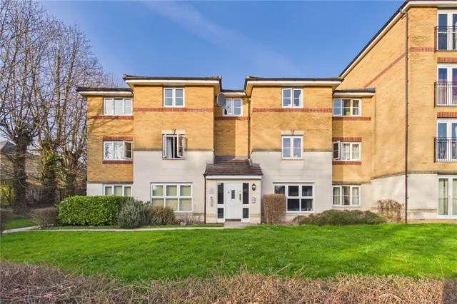 London Road, Newbury, RG14, photo 1