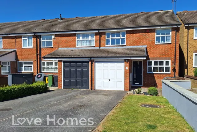 3 bedroom house, Whitwell Close, Luton, LU3