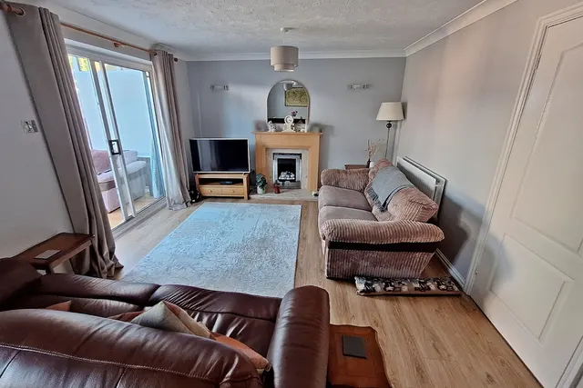 Whitwell Close, Luton, LU3, photo 2