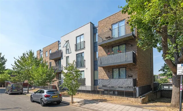 Gideon Road, Battersea, SW11, photo 1
