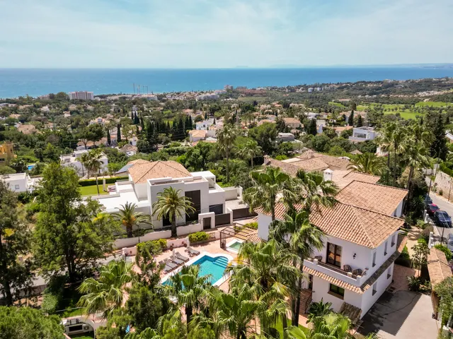 El Rosario, Marbella East, GU21, photo 1