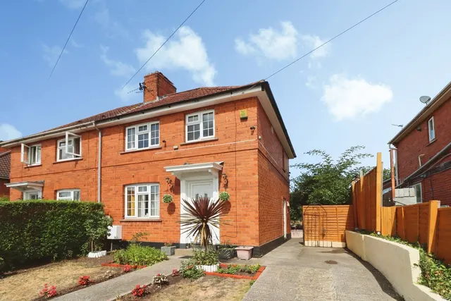 Hillside Road, St George, Bristol, BS5, photo 1