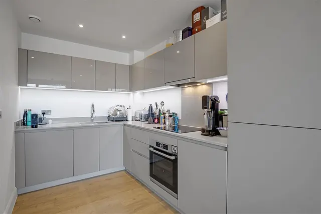 Barry Blandford Way, Bow, E3, photo 2