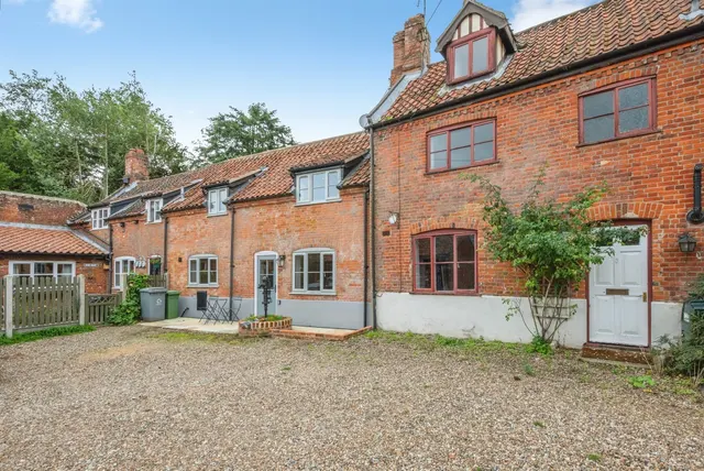 Birchams Yard, Reepham, NR10, photo 2