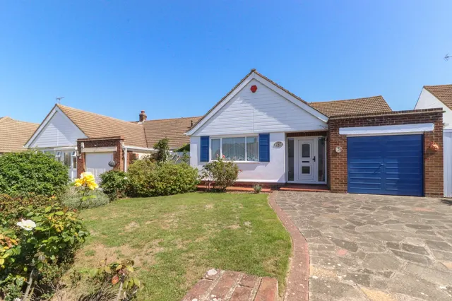David Avenue, Margate, CT9, photo 1