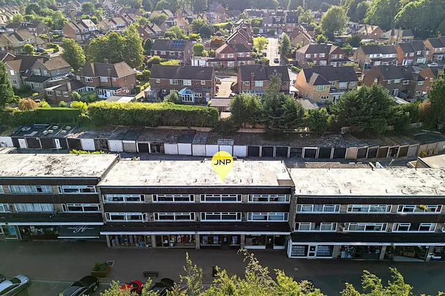 Park Parade Centre, High Wycombe, HP15, photo 1