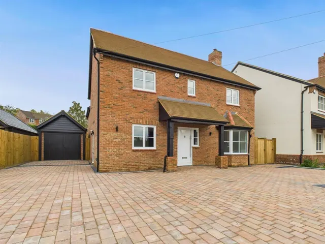 Lower Street, Quainton, photo 1