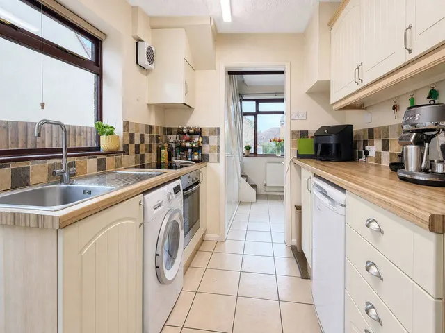 Photo 3 — Willow Crescent, Great Houghton, Northampton, NN4 7AP