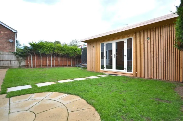 Briar Close, South Wootton, PE30, photo 2