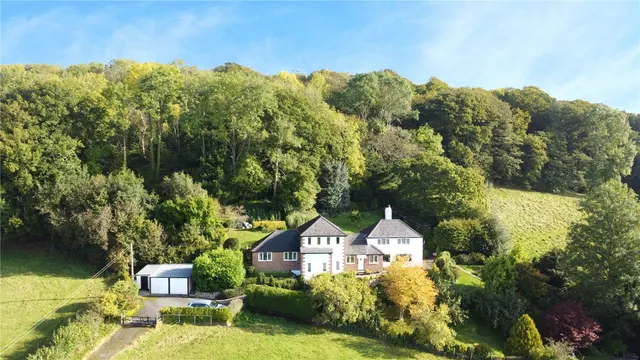 Llanfyllin, Powys, photo 1