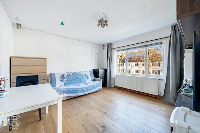 Browning Avenue, London, W7, photo 1