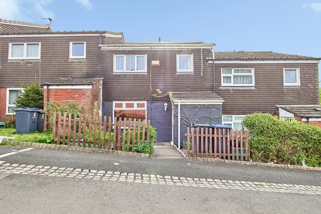 Low Thatch, Birmingham, B38, photo 1
