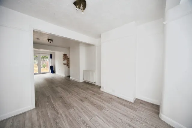 Browning Road, Luton, LU4, photo 2