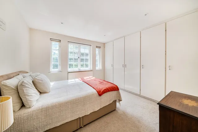 Lyttelton Road, East Finchley, N2, photo 3