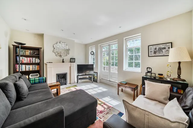 Lyttelton Road, East Finchley, N2, photo 1