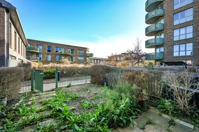 London, SE3, photo 3