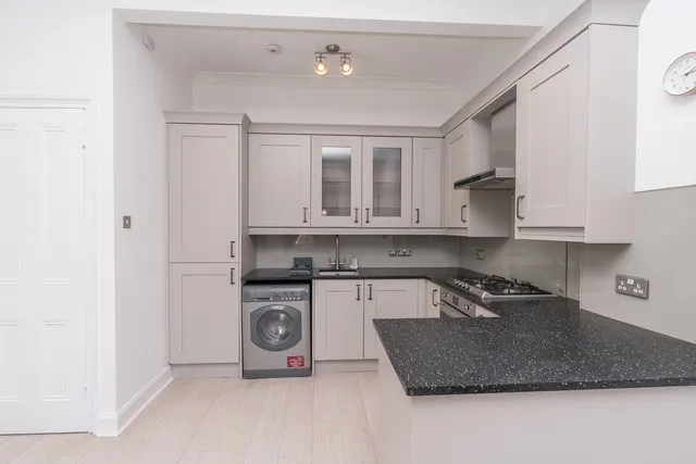 Halmyre Street, Edinburgh, EH6, photo 2