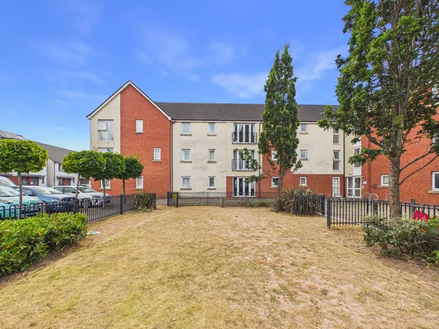 Alicia Crescent, Newport, NP20, photo 1
