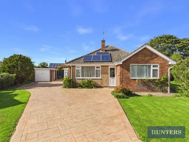 Whiston Drive, Filey, YO14, photo 1