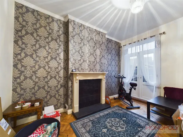 Gerald Street, Wrexham, LL11, photo 3