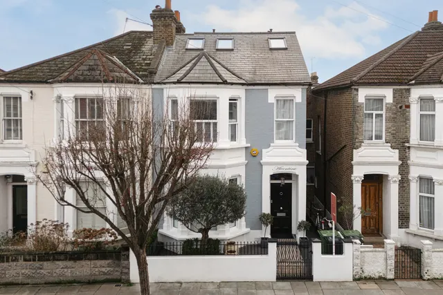 Photo 2 — Roxwell Road, Shepherd's Bush, South West London