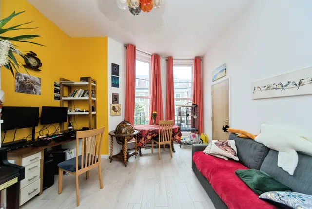Terminus Road, Eastbourne, BN21, photo 2