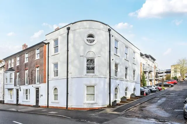 Trinity Place, High Wycombe, HP11, photo 1