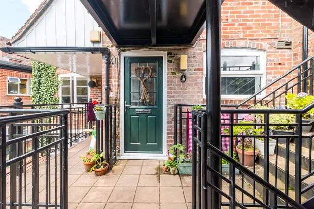10 Roman Quay, Fordingbridge, Fordingbridge, SP6 1RL, photo 1
