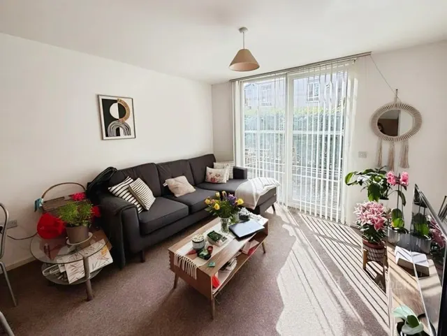 Stillwater Drive, Manchester, M11, photo 1