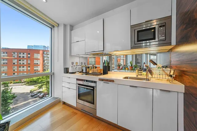 Fairmont Avenue, Canary Wharf, E14, photo 3