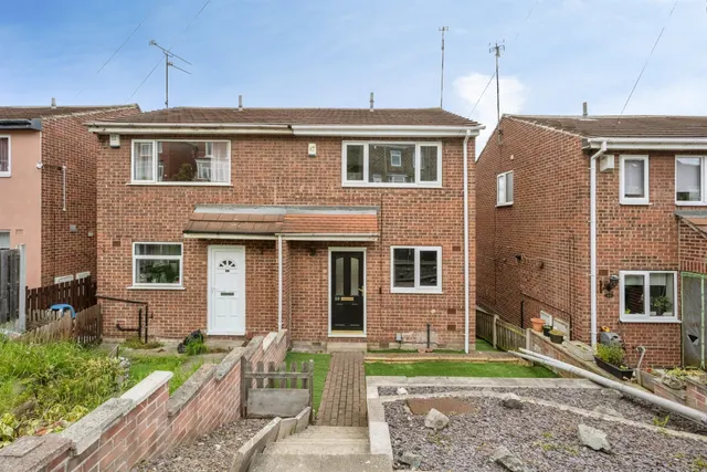 Highthorn Road, Kilnhurst, Mexborough, photo 1