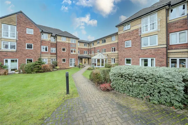 Primrose Court, Primley Park View, LS17, photo 1