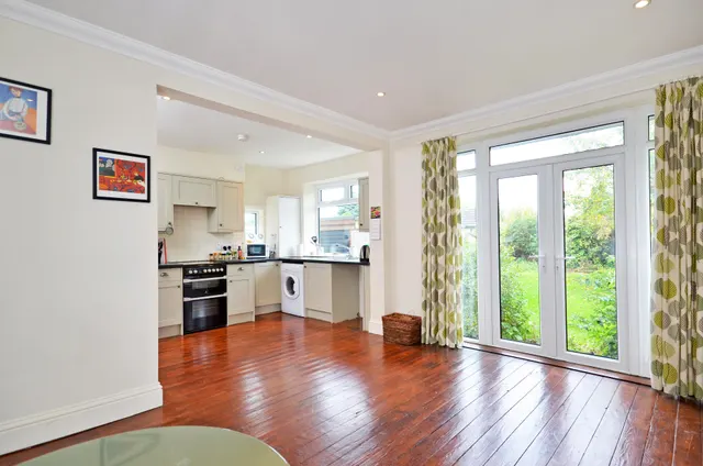 Tadcaster Road, Dringhouses, YO24, photo 3