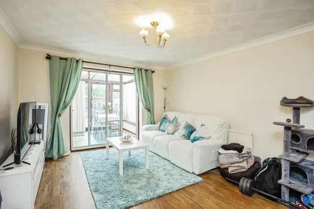 Station Street, Bingham, NG13, photo 3