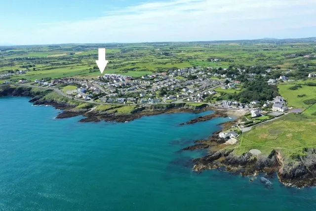 Parys Uchaf, Bull Bay, LL68, photo 2